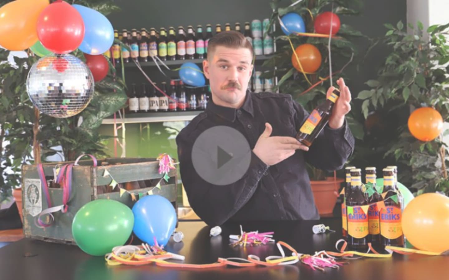 Videominiatyr: Vi firar givetvis detta 10 års jubileum på storslaget vis